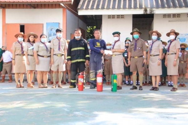 เทศบาลเมืองท่าบ่ออบรมการดับเพลิงเบื้องต้นในสถานศึกษา